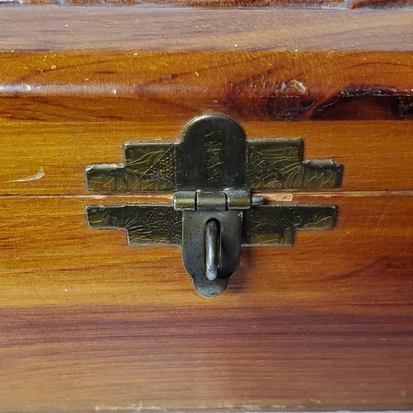 Cedar Lined Box - Picture 9 of 9